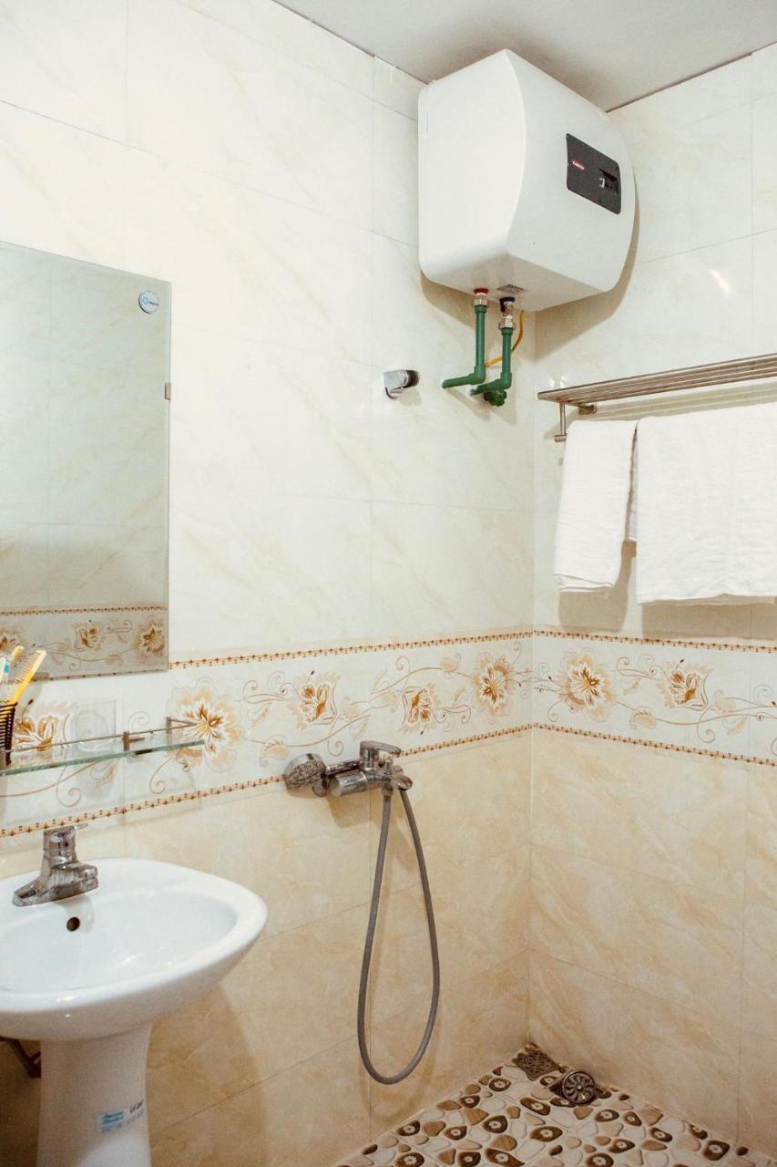 Hung Thinh Hotel Ban Gum Exterior photo
